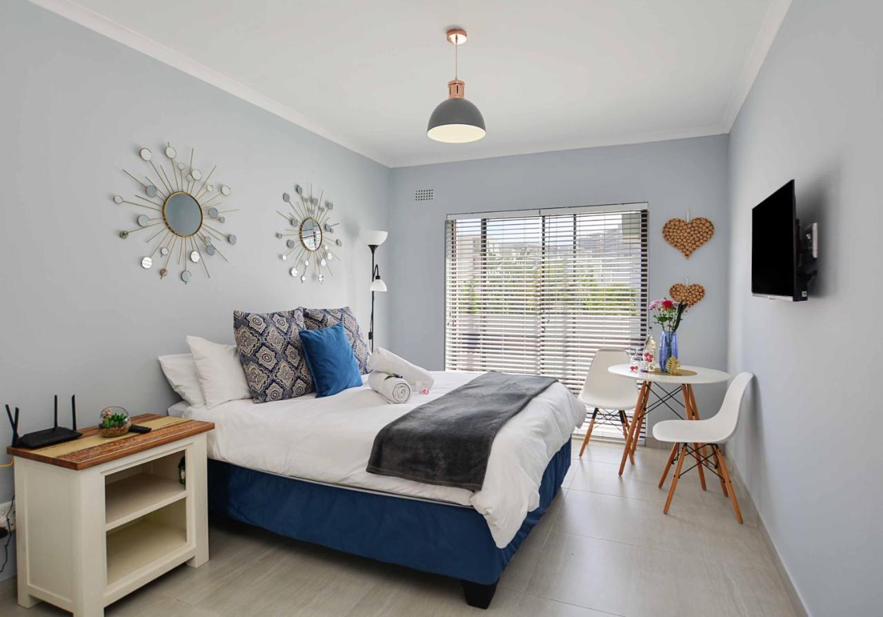 Sea Breeze Apartments بلوبيرجستراند المظهر الخارجي الصورة