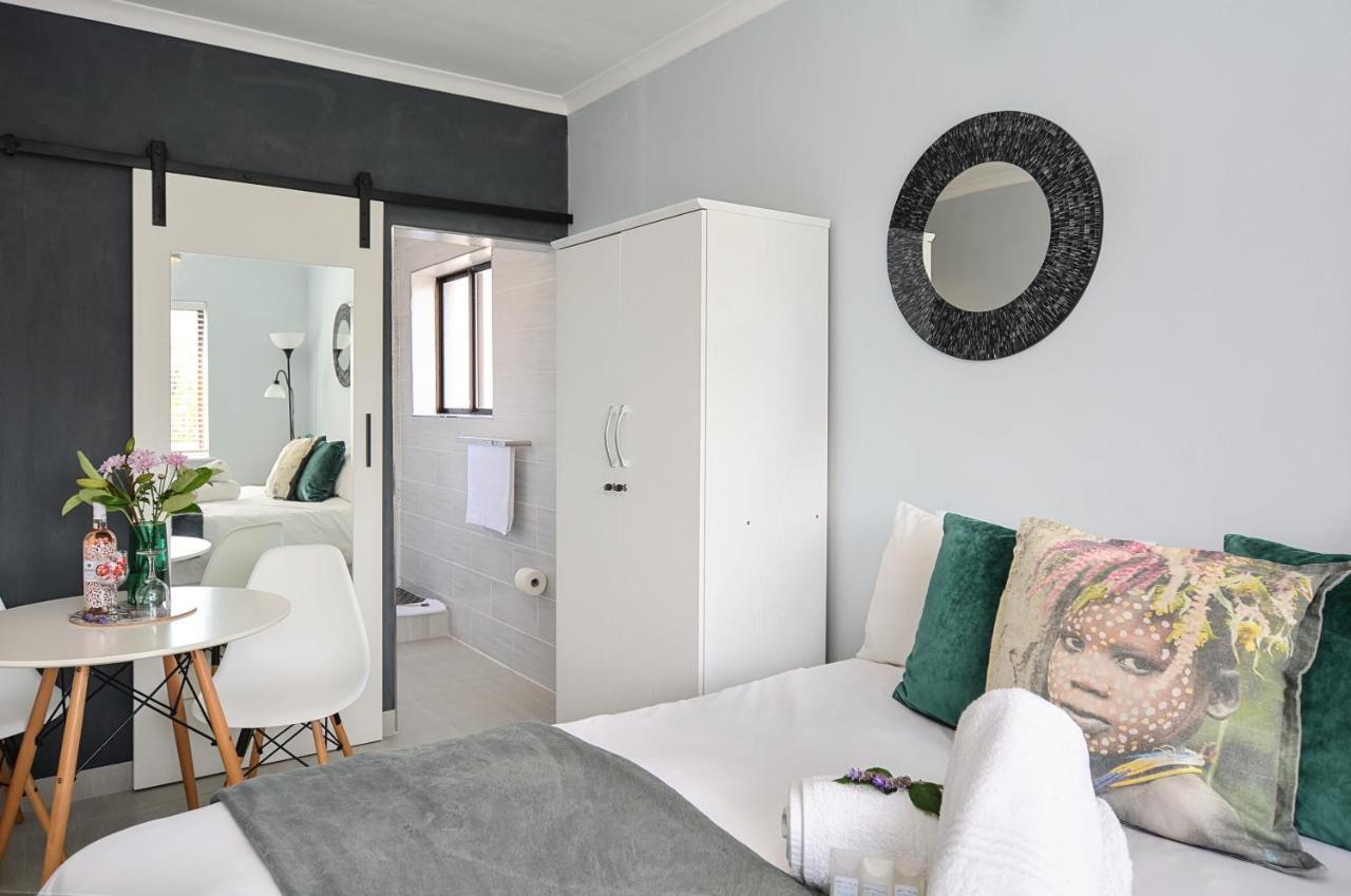 Sea Breeze Apartments بلوبيرجستراند المظهر الخارجي الصورة