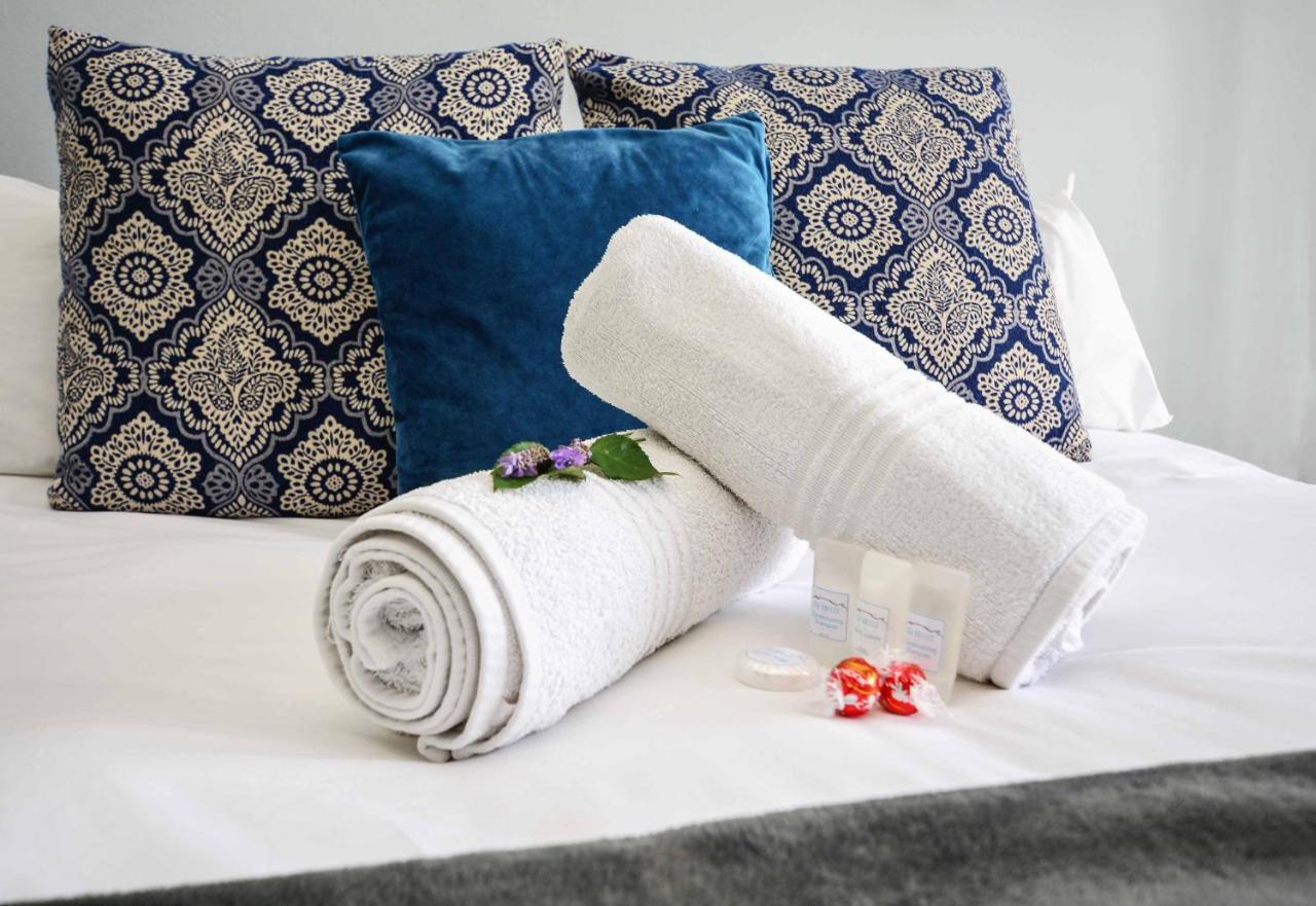 Sea Breeze Apartments بلوبيرجستراند المظهر الخارجي الصورة